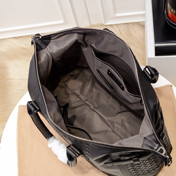 ボッテガヴェネタバッグ着用イメージ